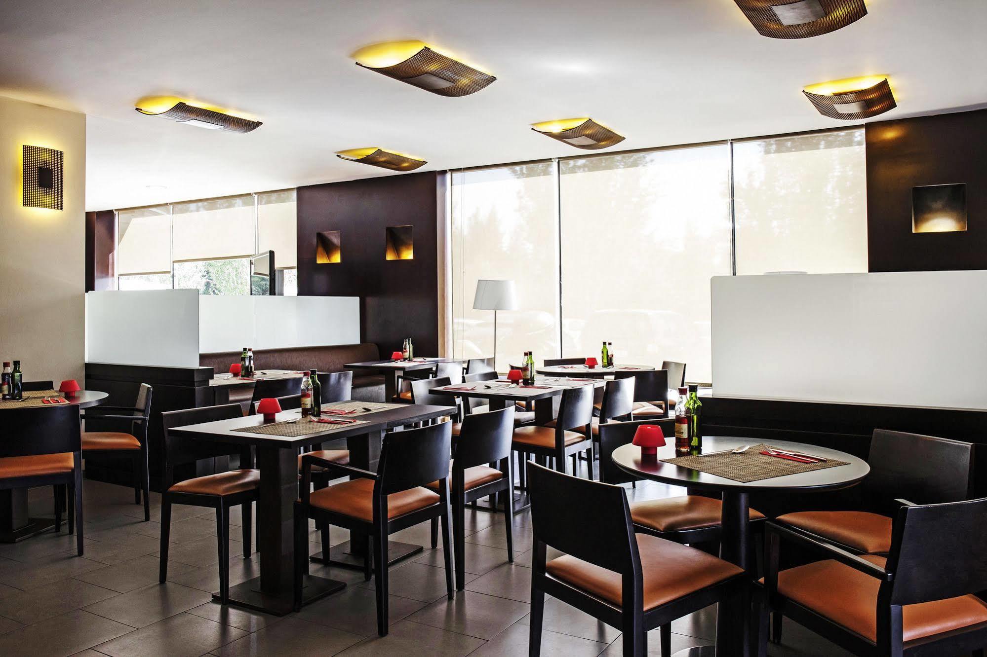 Ibis Barcelona 2* Molins de Rei