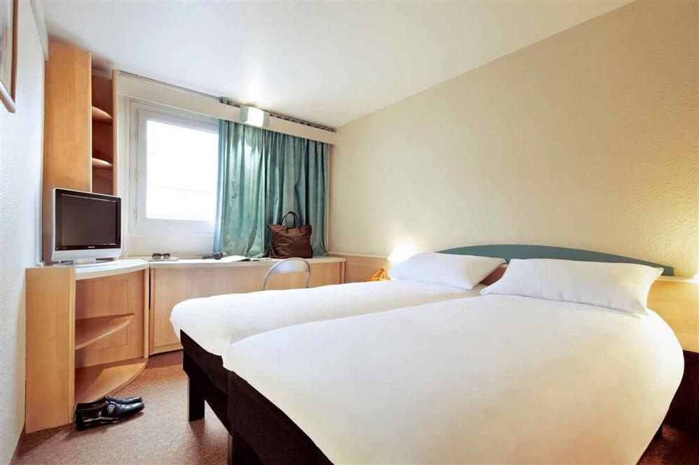 Ibis Barcelona Hotel 2*